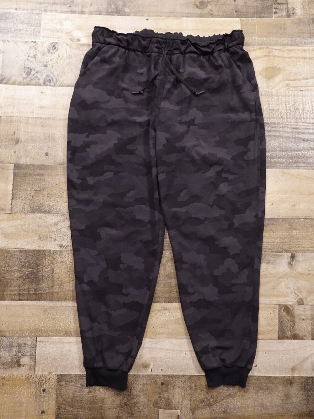 Lululemon Stretch High-Rise Jogger Full Length Women’s 16 Heritage 365 Camo
